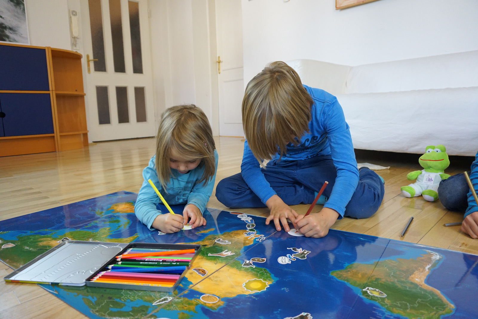 one earth kids – Magnetspielbuch – Kinderatlas – Bild 14